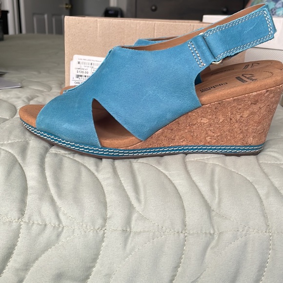 Women’s Size 10 Clark’s Turquoise Blue Cork Wedge Sandal NWOT - Picture 7 of 10